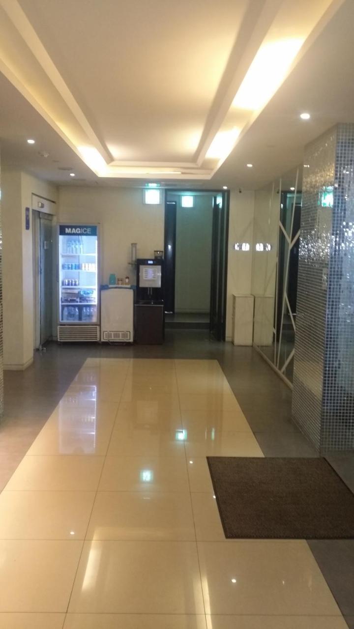 Rampart Hotel กวังมยอง ภายนอก รูปภาพ