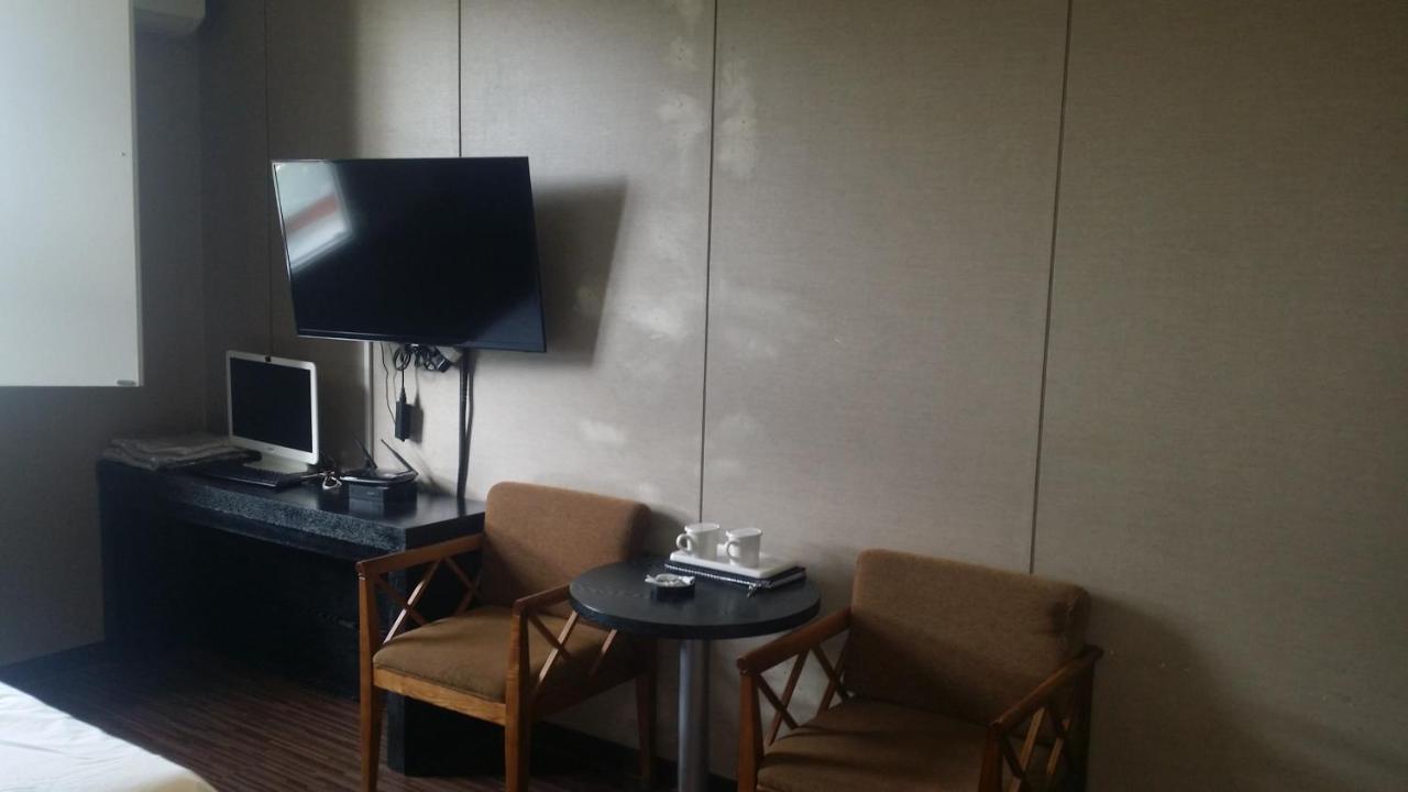 Rampart Hotel กวังมยอง ภายนอก รูปภาพ